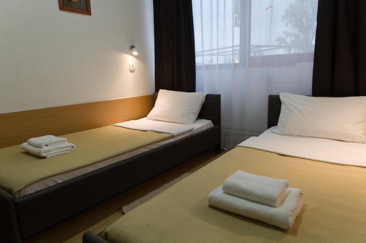Hotel Moment Velika Plana Exterior photo