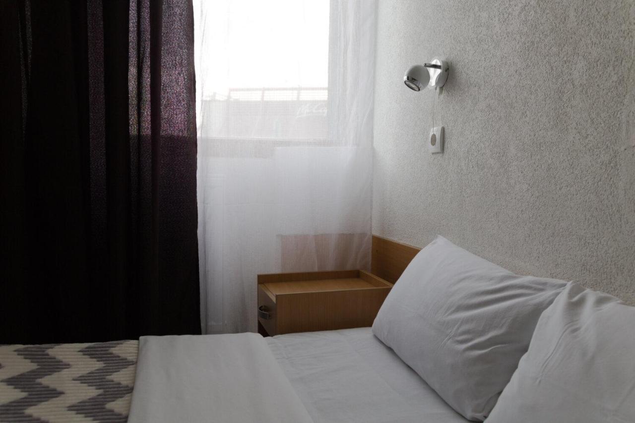 Hotel Moment Velika Plana Exterior photo